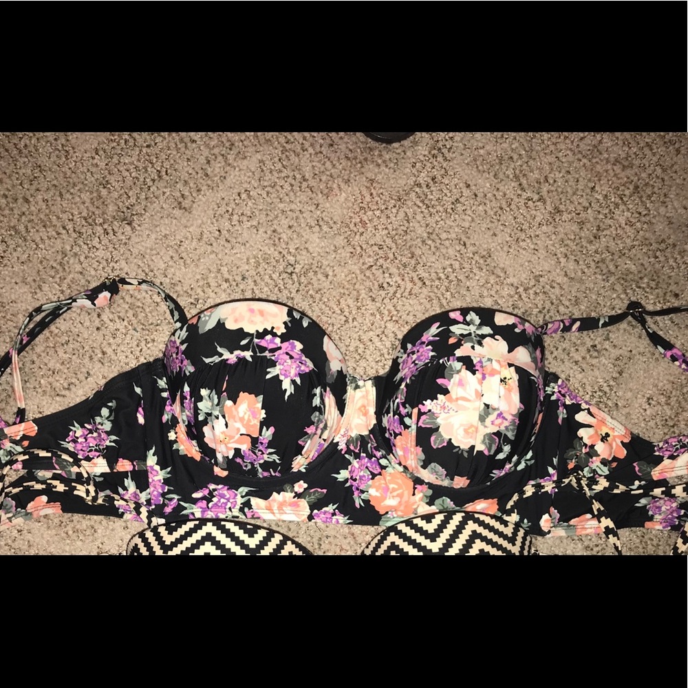 Black floral bikini top